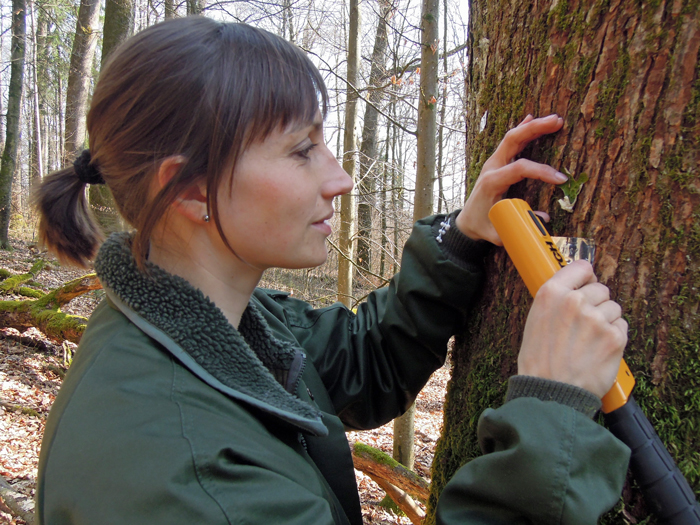 Isabelle Nussbeck misst