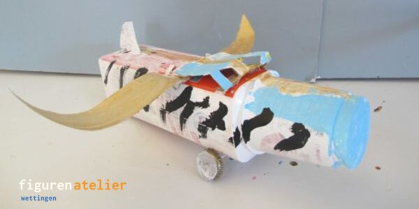 Kinderworkshop Figuren und Objekte aus Recyclingmaterial gestalten