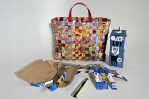 04 April Ferienkurs PET Tasche