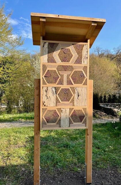 Wildbienenhaus Villa Langmatt