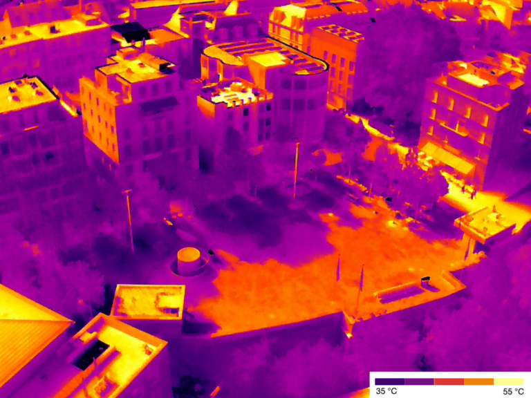 Theaterplatz im Wärmebild
